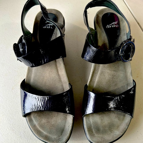 Dansko heel minimum wear - Picture 1 of 2